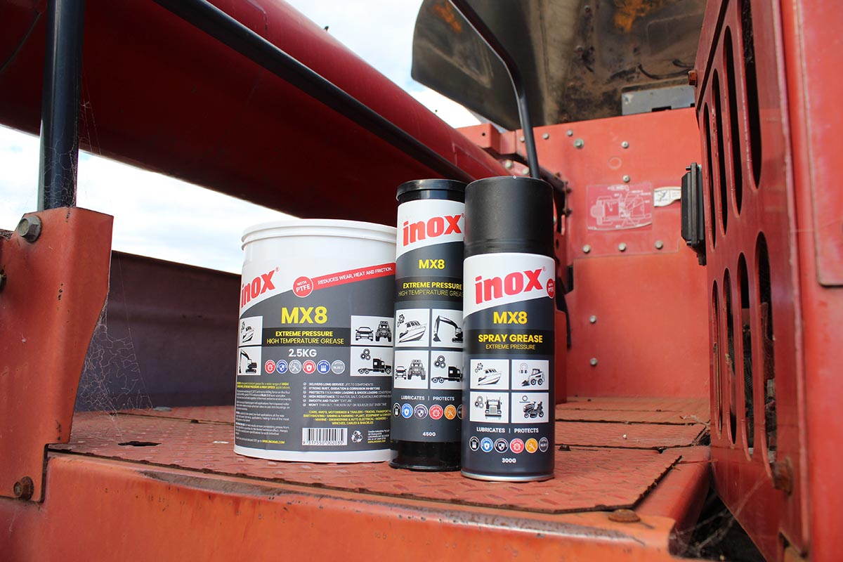 Inox MX8 Combine Harvester